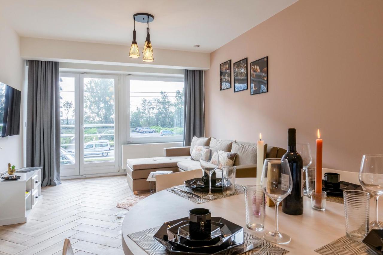Eva-Modern 2 Bedroom Apartment Seaside Oostende Bagian luar foto