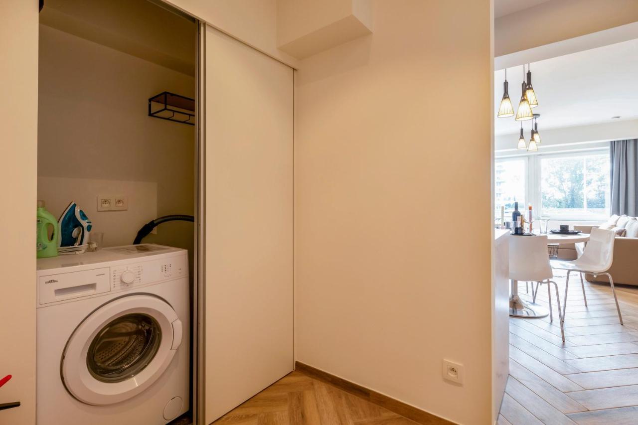 Eva-Modern 2 Bedroom Apartment Seaside Oostende Bagian luar foto